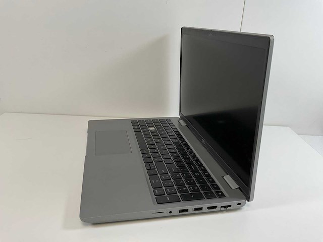 Dell precision 3561 15.5”, core(tm) i7 11th gen, 32 gb ram, 512 gb nvme, nvidia t600 mobile 4gb laptop - afbeelding 3 van  7