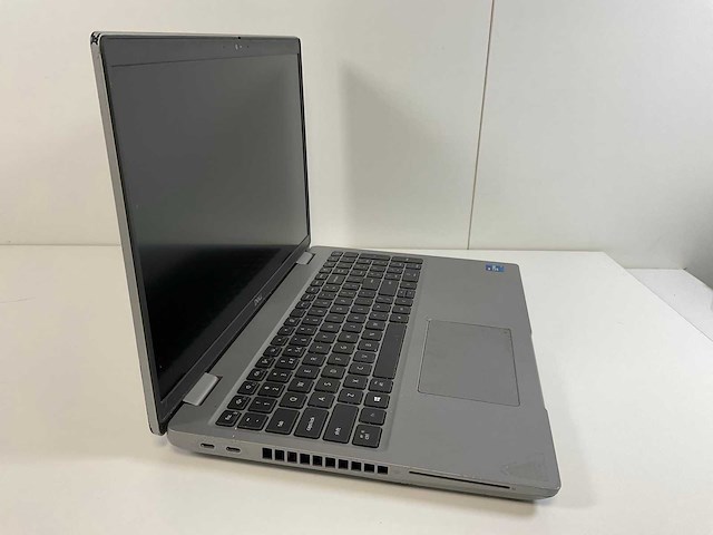 Dell precision 3561 15.5”, core(tm) i7 11th gen, 32 gb ram, 512 gb nvme, nvidia t600 mobile 4gb laptop - afbeelding 2 van  3