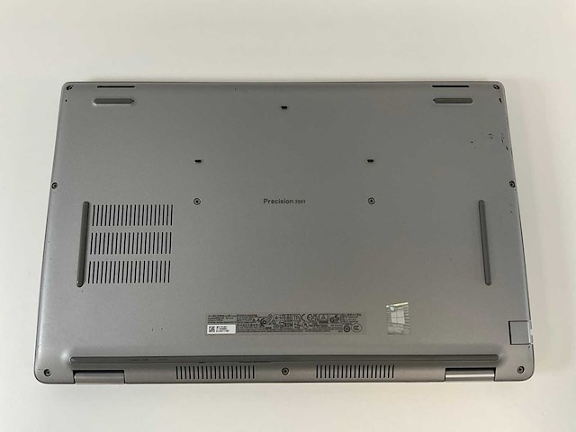 Dell precision 3561 15.6”, core(tm) i7 11th gen, 32 gb ram, 512 gb nvme, nvidia t600 4 gb laptop - afbeelding 3 van  3