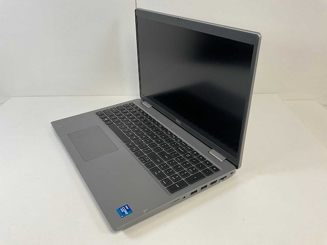 Dell precision 3561 15.6”, core(tm) i7 11th gen, 32 gb ram, 512 gb nvme, nvidia t600 4 gb laptop - afbeelding 1 van  3