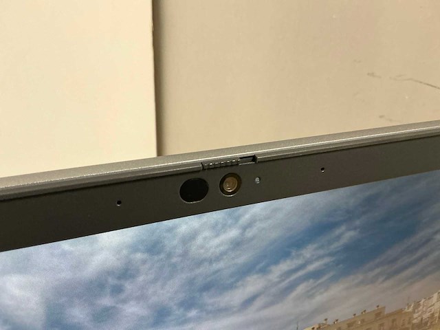 Dell precision 3561(i7) laptop - afbeelding 3 van  8