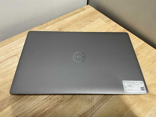 Dell precision 3561(i7) laptop - afbeelding 6 van  8
