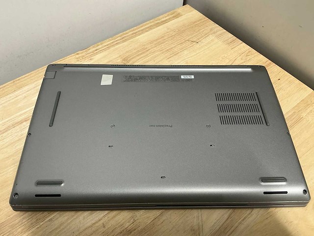Dell precision 3561(i7) laptop - afbeelding 7 van  8