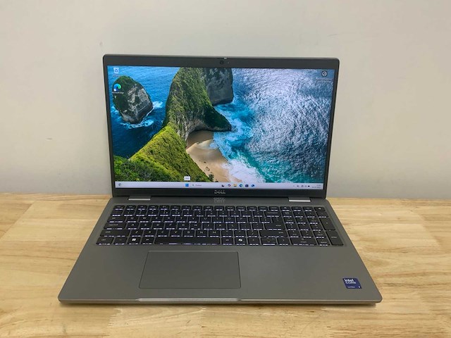 Dell precision 3591 laptop - afbeelding 1 van  8