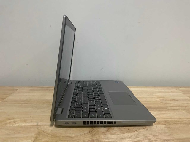 Dell precision 3591 laptop - afbeelding 4 van  8