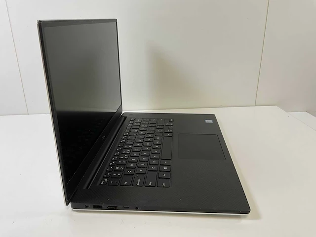 Dell precision 5540 15.5”, core(tm) i7 9th gen, 16 gb ram, 512 gb nvme, nvidia quadro t2000 mobile 4gb laptop - afbeelding 2 van  6