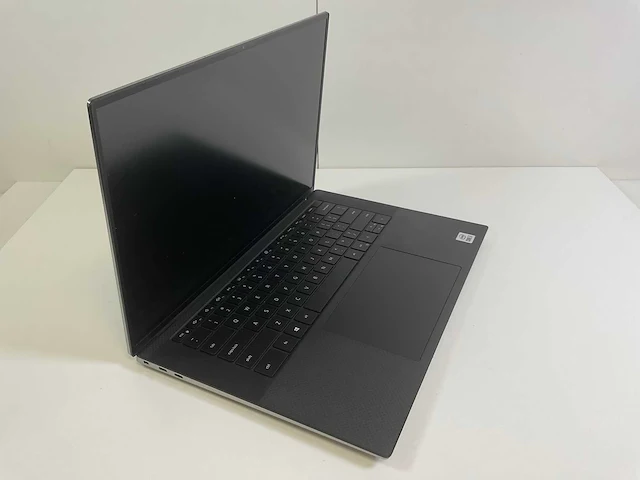 Dell precision 5550 15.6”, core(tm) i7 10th gen, 16 gb ram, 512 gb nvme, nvidia quadro t1000 mobile 4 gb laptop - afbeelding 2 van  7
