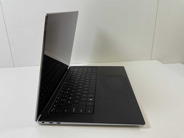 Dell precision 5560 15.6”, core(tm) i7 11th gen, 32 gb ram, 1 tb nvme, nvidia rtx a2000 4gb touchscreen laptop - afbeelding 2 van  7