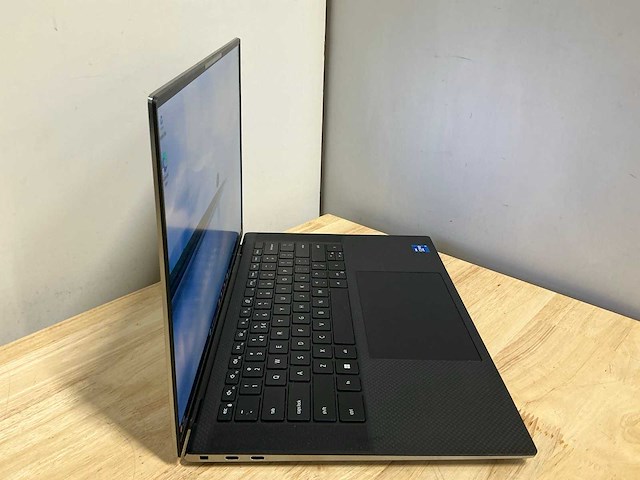 Dell precision 5560(i7) laptop - afbeelding 4 van  8
