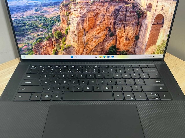 Dell precision 5570(i7 gen12) laptop - afbeelding 2 van  7