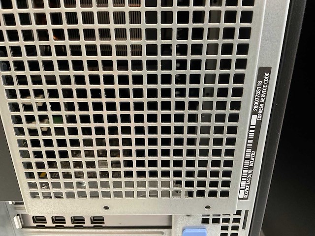 Dell precision 5820, xeon(r) w-2125, 32 gb ram (4x8gb), 512 gb nvme, nvidia quadro p1000 4 gb workstations (2x) - afbeelding 4 van  5