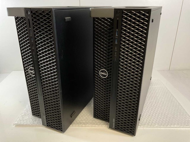 Dell precision 5820, xeon(r) w-2125, 32 gb ram (4x8gb), 512 gb nvme, nvidia quadro p1000 4 gb workstations (2x) - afbeelding 1 van  5