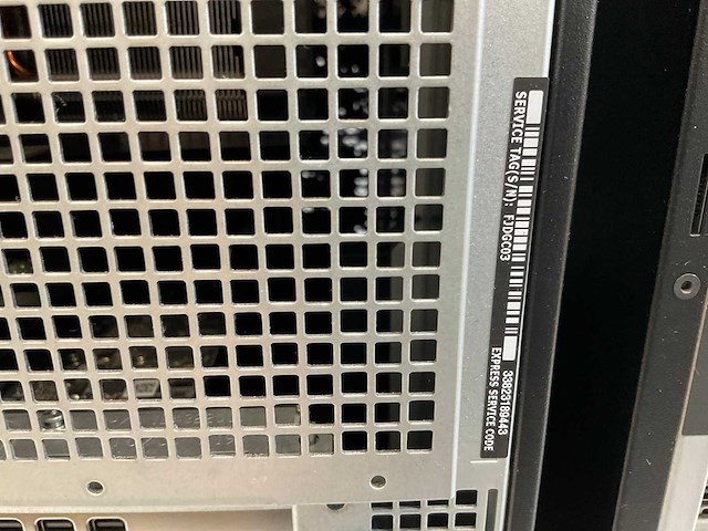 Dell precision 5820, xeon(r) w-2125, 32 gb ram (4x8gb), 512 gb nvme, nvidia quadro p1000 4 gb workstations (2x) - afbeelding 4 van  5