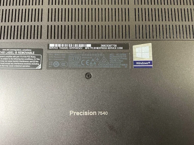 Dell precision 7540 15.5”, core(tm) i7 9th gen, 128 gb ram, 1 tb nvme laptop - afbeelding 8 van  8