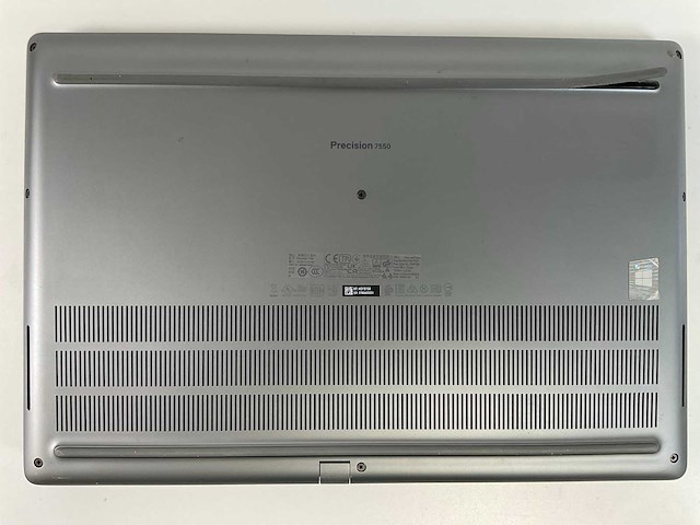 Dell precision 7550 15.6”, core(tm) i7 10th gen, 32 gb ram, 1 tb nvme, nvidia quadro t2000 4 gb laptop - afbeelding 6 van  8