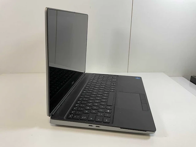 Dell precision 7560 15.5”, core(tm) i7 11th gen, 32 gb ram, 1 tb nvme, nvidia rtx a2000 mobile 4gb touchscreen laptop - afbeelding 2 van  7