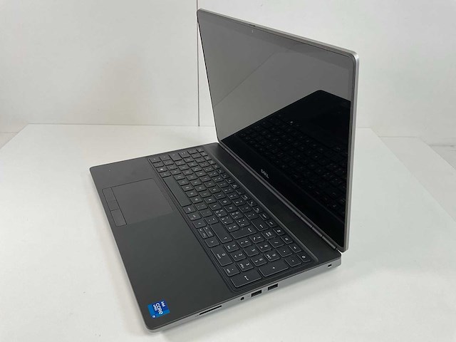 Dell precision 7560 15.6”, core(tm) i7 11th gen, 32 gb ram, 1 tb nvme, nvidia rtx a2000 4 gb laptop - afbeelding 3 van  7