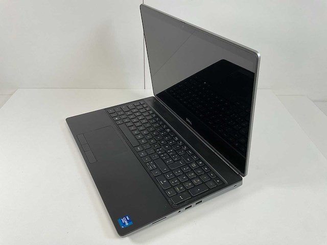 Dell precision 7560 15.6”, core(tm) i7 11th gen, 32 gb ram, 1 tb nvme, nvidia rtx a2000 4 gb laptop - afbeelding 3 van  7