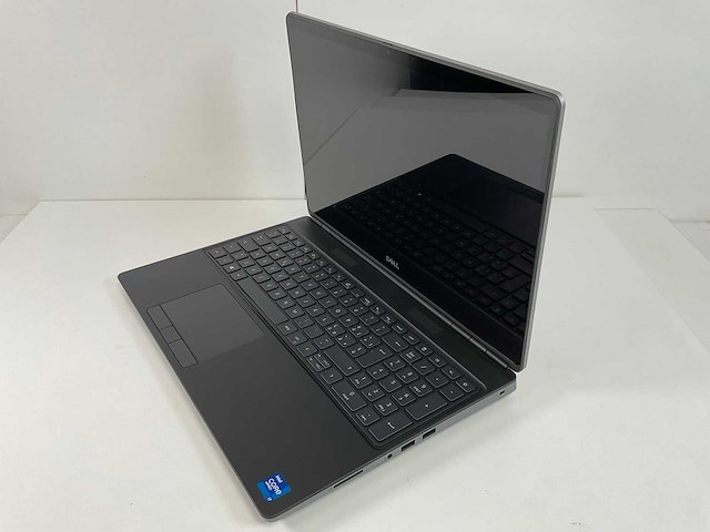Dell precision 7560 15.6”, core(tm) i7 11th gen, 32 gb ram, 1 tb nvme, nvidia rtx a2000 4 gb laptop - afbeelding 2 van  4