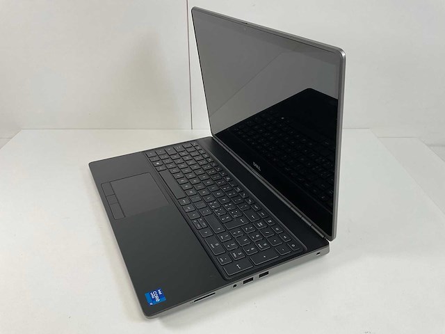 Dell precision 7560 15.6”, core(tm) i7 11th gen, 32 gb ram, 1 tb nvme, nvidia rtx a2000 4 gb laptop - afbeelding 3 van  7