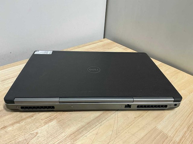 Dell precision 7720(i7) laptop - afbeelding 6 van  8