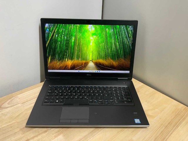 Dell precision 7740(i9) laptop - afbeelding 1 van  7