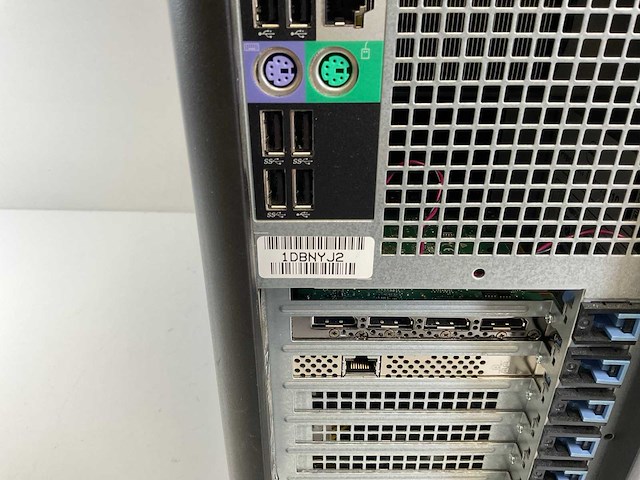 Dell precision 7810, 2x xeon(r) e5-2660 v3, 64 gb ram (8x8 gb), 1 tb sata, nvidia quadro m4000 8 gb workstation - afbeelding 5 van  5