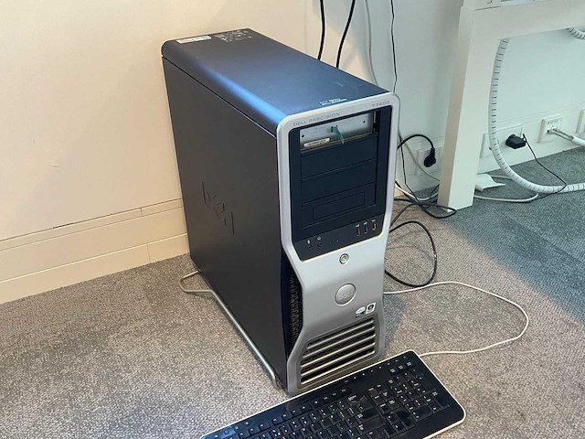 Dell precision t7400 workstation - afbeelding 1 van  2