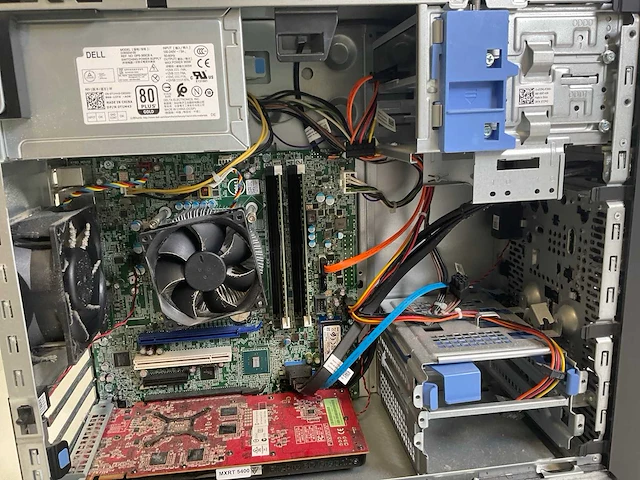 Dell precision tower 3620, xeon(r) e3-1270, 32gb ram (2x16gb), 256 gb nvme workstations (2x) - afbeelding 11 van  13