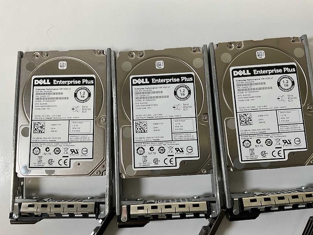 Dell (sc220) 23x 1.2 tb sas(st1200mm0007) - 1x 1.2 tb sas(huc101212css600) disk array enclosure storage - afbeelding 6 van  18