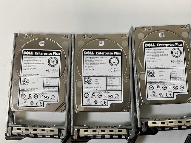Dell (sc220) 23x 1.2 tb sas(st1200mm0007) disk array enclosure storage - afbeelding 7 van  17