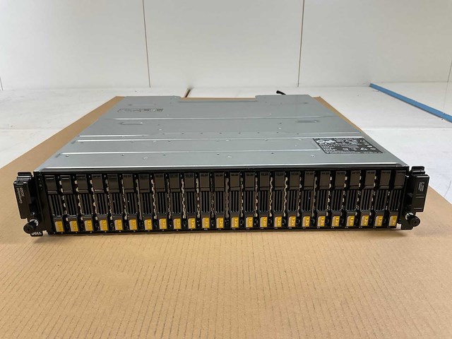 Dell (sc220) 23x 1.2 tb sas(st1200mm0007) disk array enclosure storage - afbeelding 1 van  17