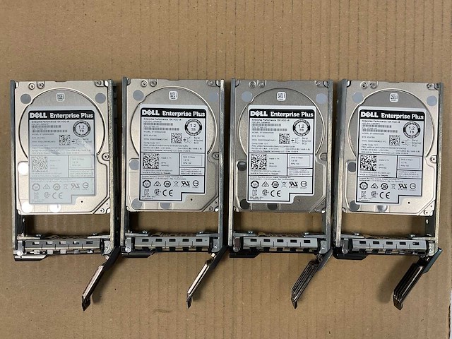 Dell (scv2020) - 13x 1.2 tb sas, 11x 480 gb sas rackmount storage - afbeelding 3 van  11