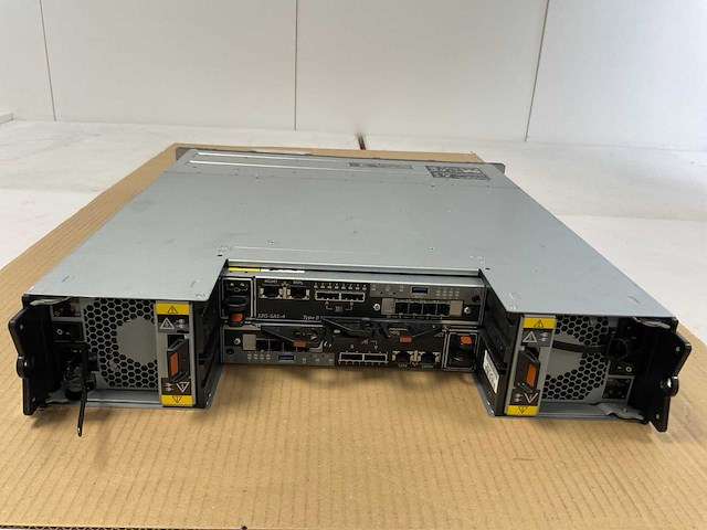 Dell (scv2020) - 13x 1.2 tb sas, 11x 480 gb sas rackmount storage - afbeelding 8 van  11