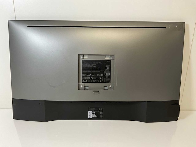 Dell (u2718q) 27”, 3840x2160 (uhd) ips monitor - afbeelding 4 van  6