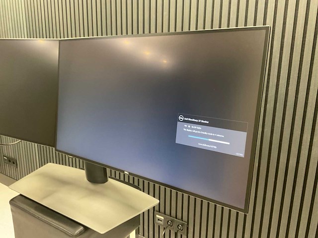 Dell u2719d ultrasharp 27” monitoren op dual stand - afbeelding 6 van  12