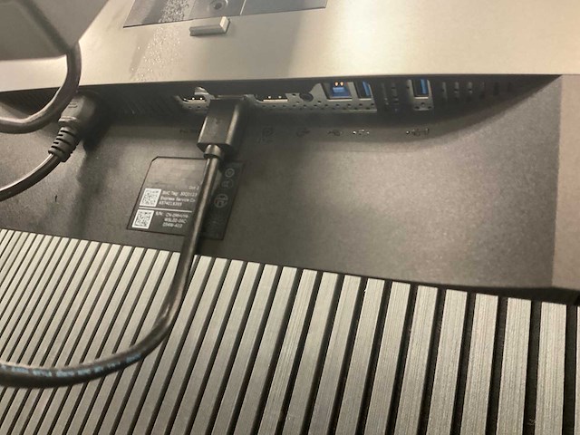 Dell u2719d ultrasharp 27” monitoren op dual stand - afbeelding 12 van  12