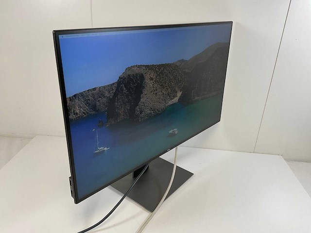 Dell (u2719dc) 27”, 2560x1440 (qhd) ips monitor - afbeelding 1 van  3