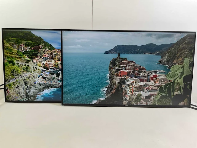 Dell (u2719dc) 27”, 2560x1440 (qhd) ips monitors (2x) - afbeelding 1 van  8