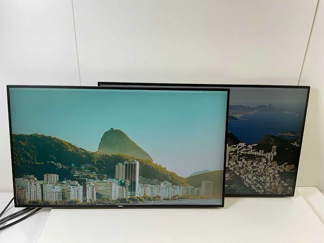 Dell (u2719dc) 27”, 2560x1440 (qhd) ips monitors (2x) - afbeelding 1 van  13