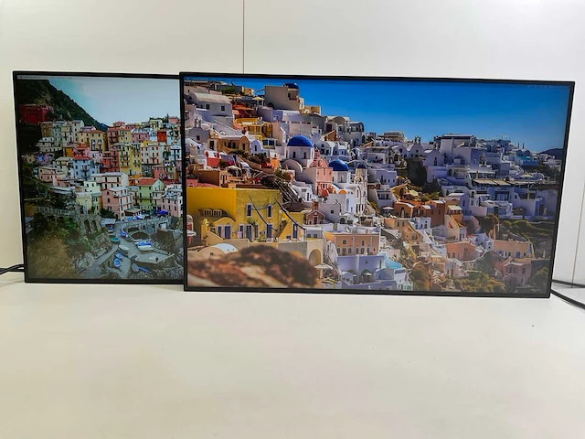 Dell (u2722de) 27”, 2560x1440 (qhd) ips monitors (2x) - afbeelding 1 van  8