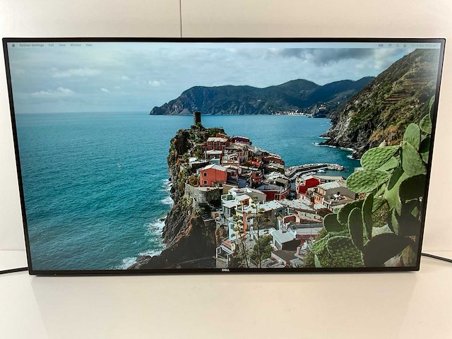 Dell (u3219q) 32”, 3840x2160 (uhd) ips monitor - afbeelding 1 van  6