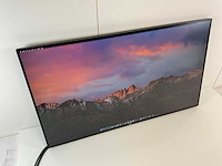 Dell (u3219q) 32”, 3840x2160 (uhd) ips monitor - afbeelding 2 van  6