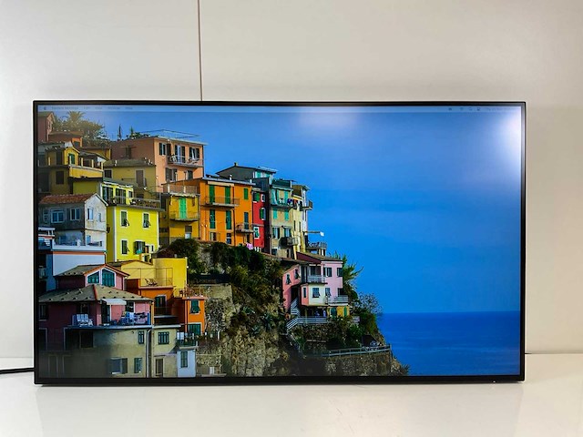 Dell (u3223qe) 32”, 3840x2160 (uhd) ips monitor - afbeelding 1 van  7