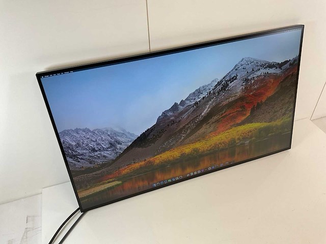 Dell (u3223qe) 32”, 3840x2160 (uhd) ips monitor - afbeelding 2 van  6