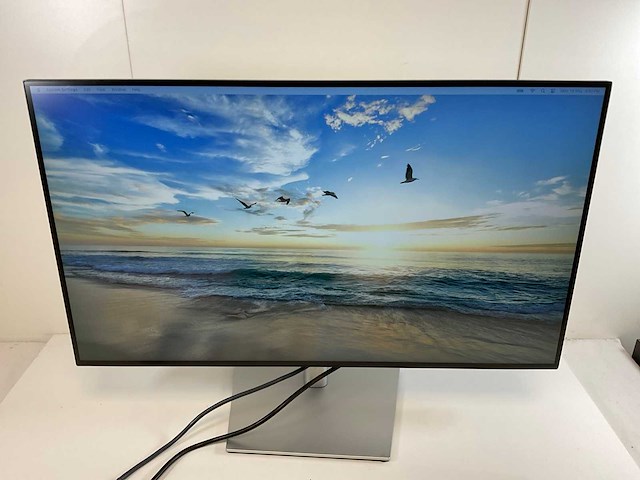 Dell (u3223qe) 32”, 3840x2160 (uhd) ips monitor - afbeelding 1 van  3
