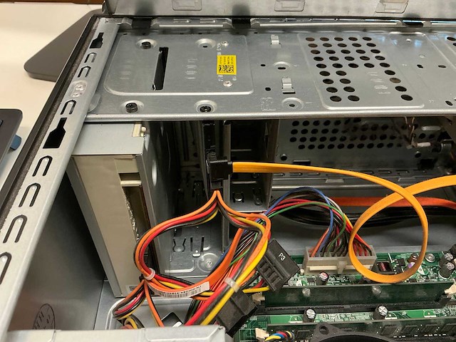 Dell vostro 220 desktop - afbeelding 9 van  10