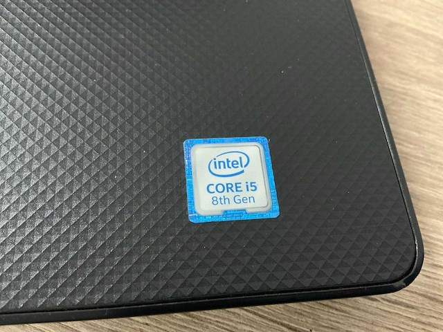 Dell vostro 3580 laptop - afbeelding 3 van  7