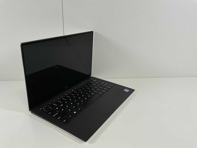 Dell xps 13 9380 13,3”, core(tm) i7 8th gen, 16 gb ram, 256 gb nvme laptops (2x) - afbeelding 3 van  16