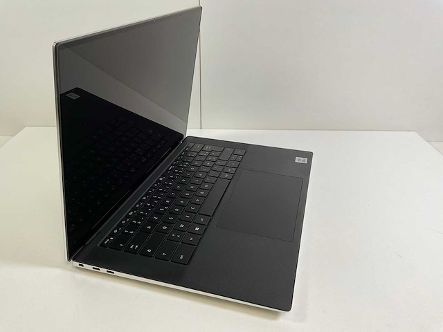 Dell xps 9500 15.6”, core(tm) i7 10th gen, 32 gb ram, 1 tb nvme, nvidia ge force gtx 1650 ti 4 gb laptop - afbeelding 2 van  7